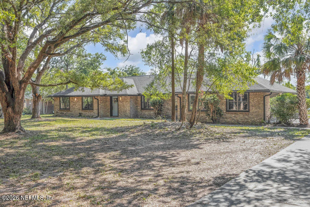 Photo of 2256 FOXWOOD Drive