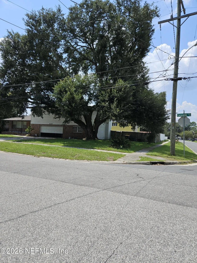 Photo of 8264 CARAVELLE Drive