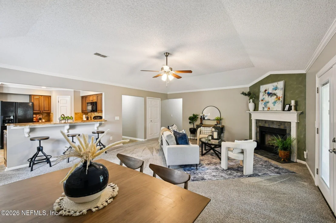 Photo of 3070 NAUTILUS Road