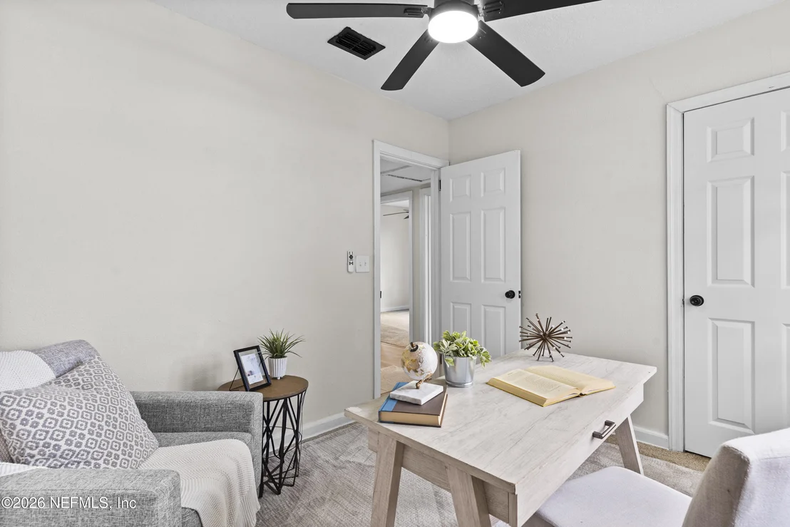Photo of 703 KING Street