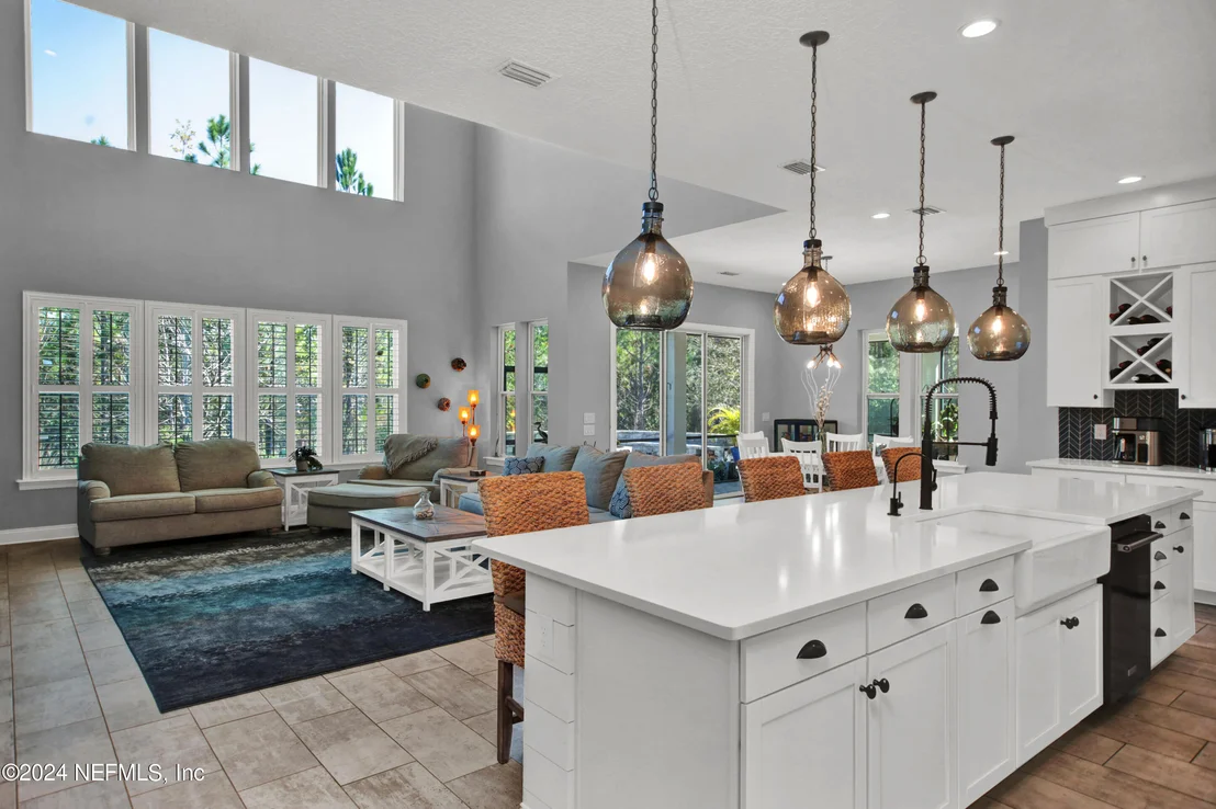 Photo of 10152 SILVERBROOK Trail