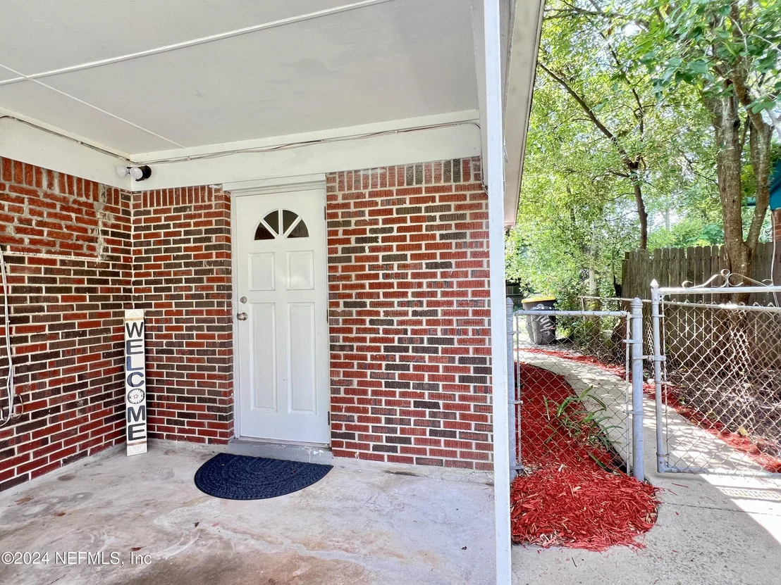 Photo of 7440 LEROY Drive