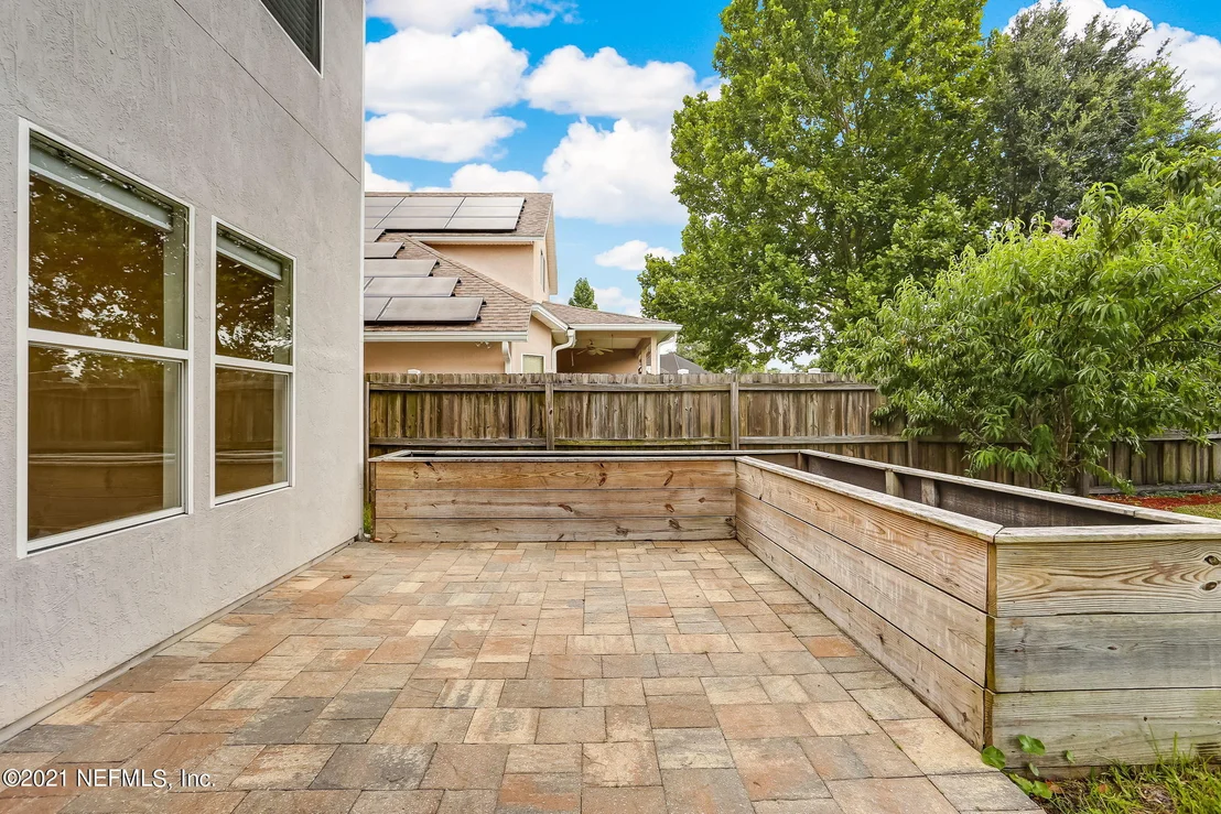 Photo of 1016 DUNSTABLE Lane