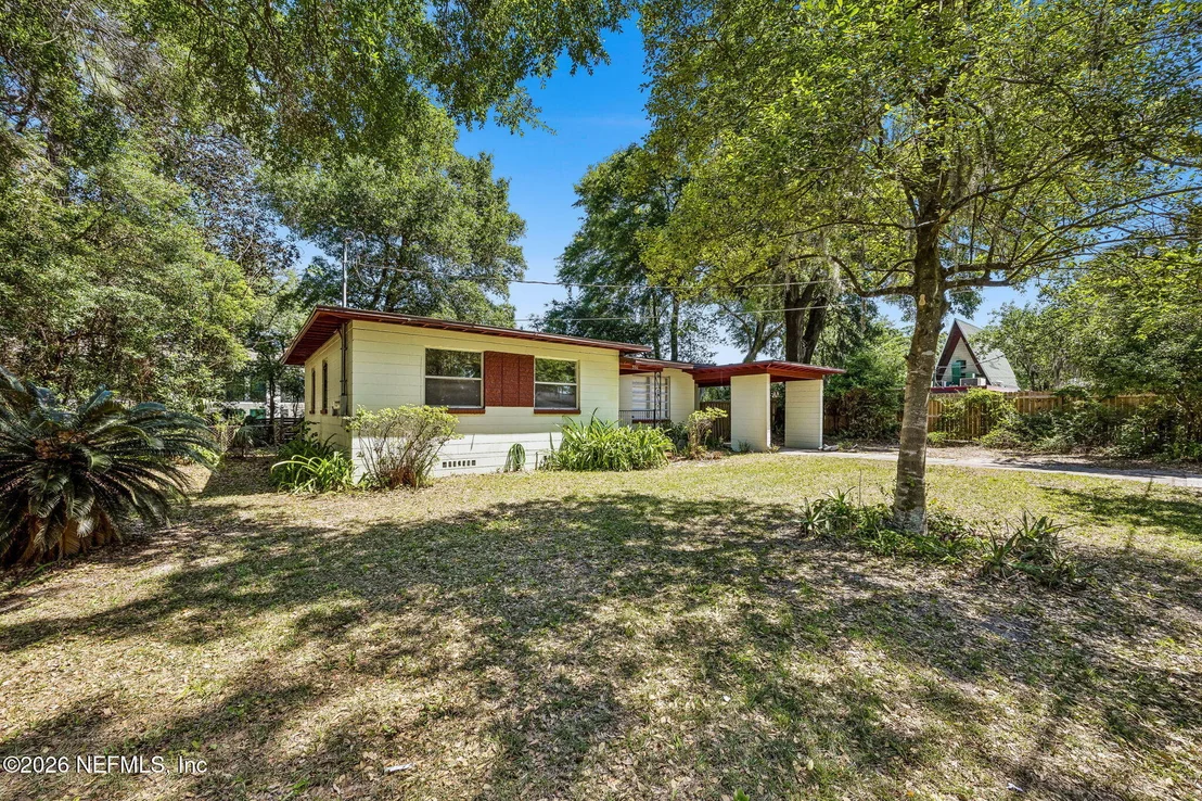 Photo of 5511 BURDETTE Road