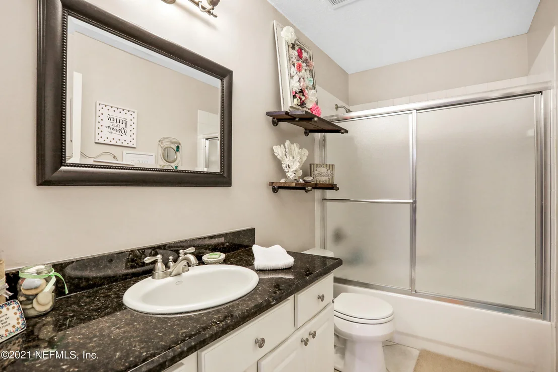 Photo of 321 JOHNS GLEN Drive