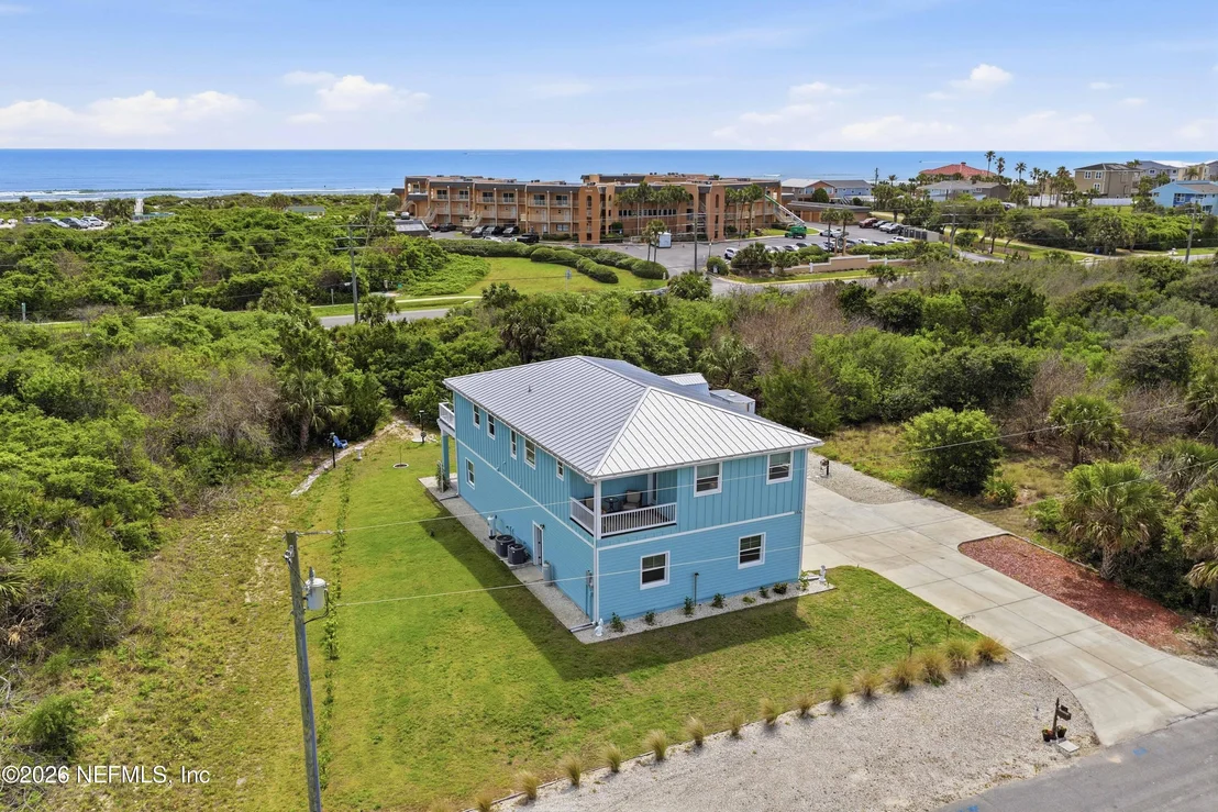 Photo of 5900 COSTANERO Road