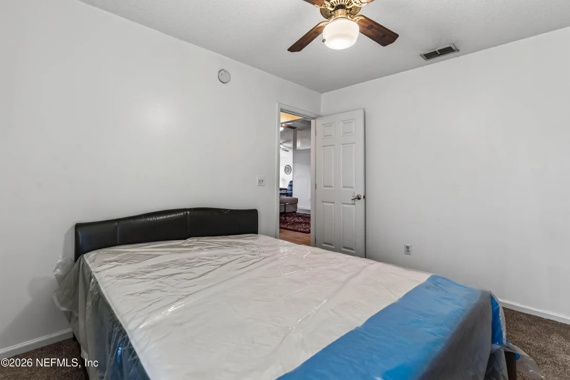 Photo of 1641 SPRING OAKS Lane