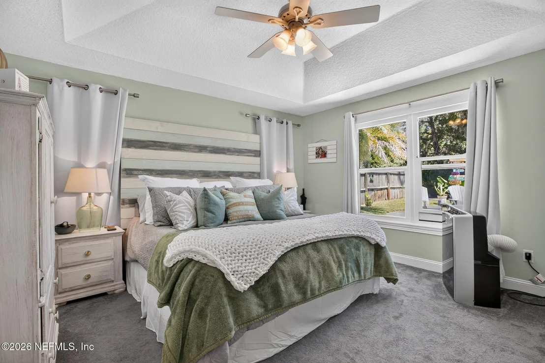 Photo of 1115 PALM Circle