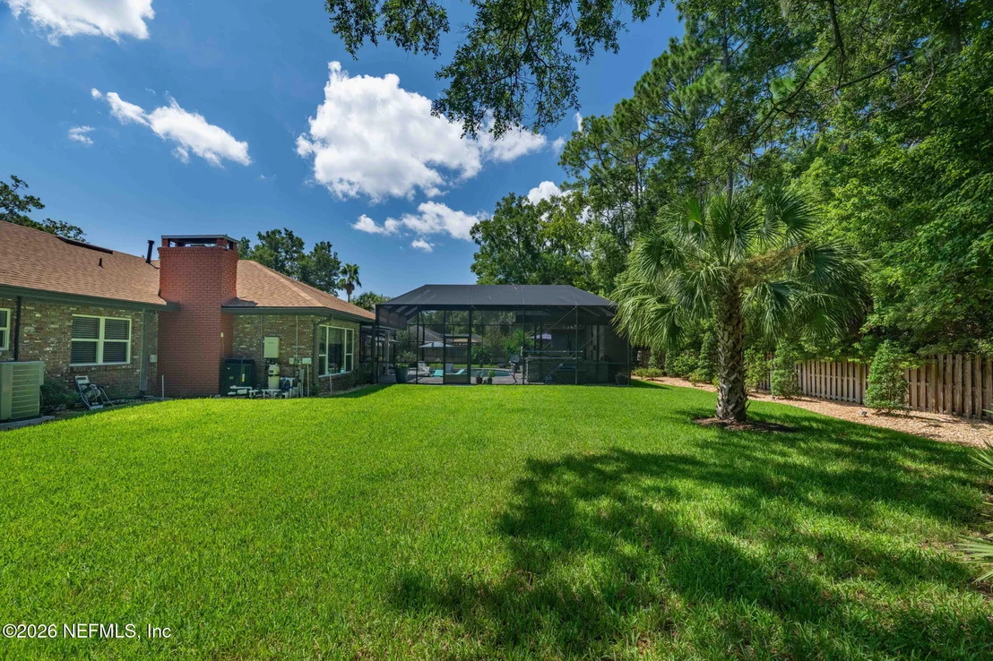 Photo of 8148 BLUE JAY Lane