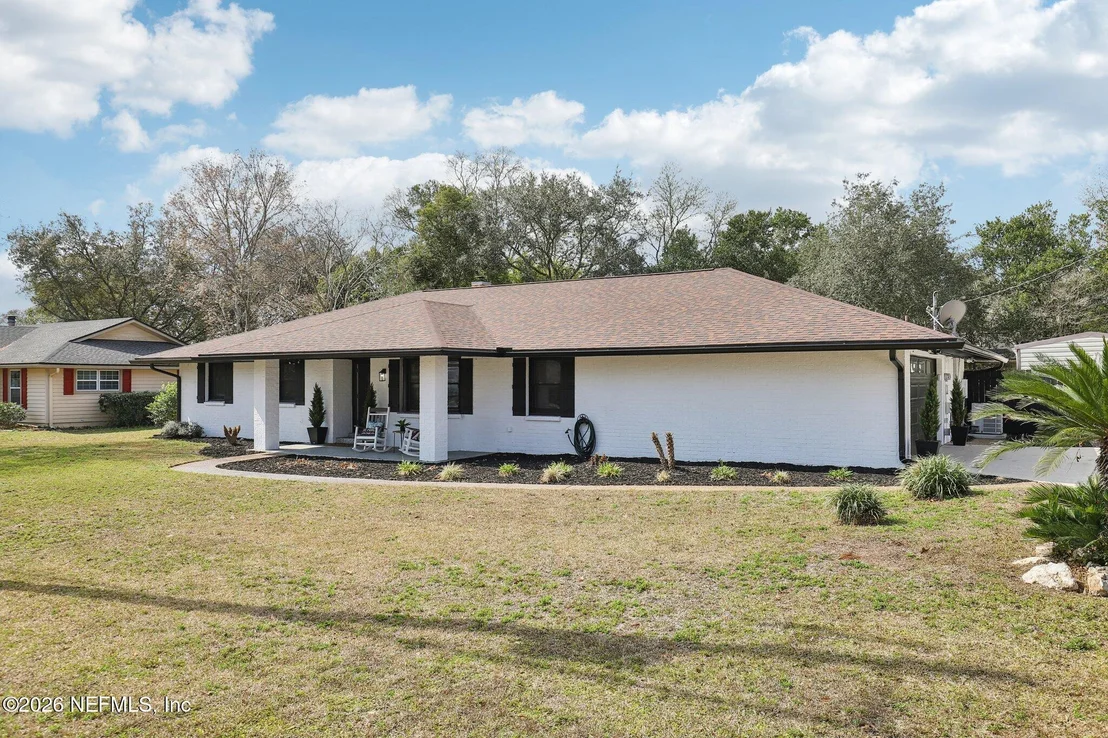 Photo of 12670 AGATITE Road