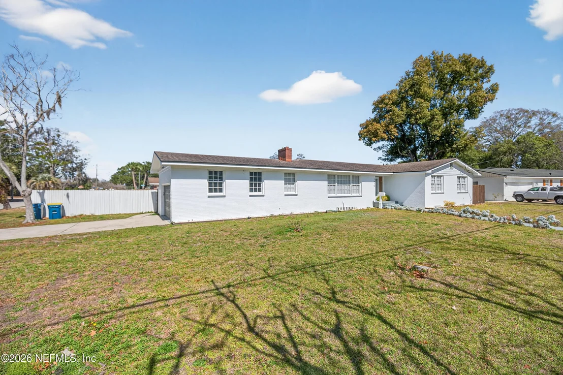 Photo of 7915 ALDERMAN Road