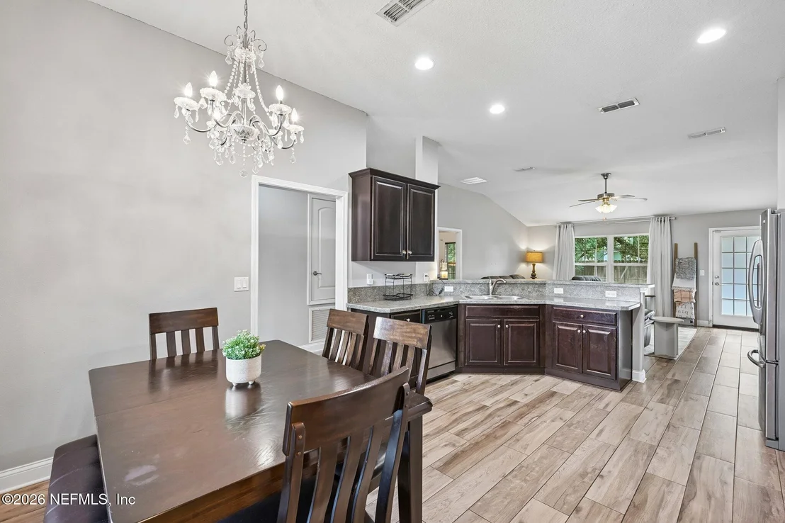 Photo of 6558 PEMBERLEY Lane