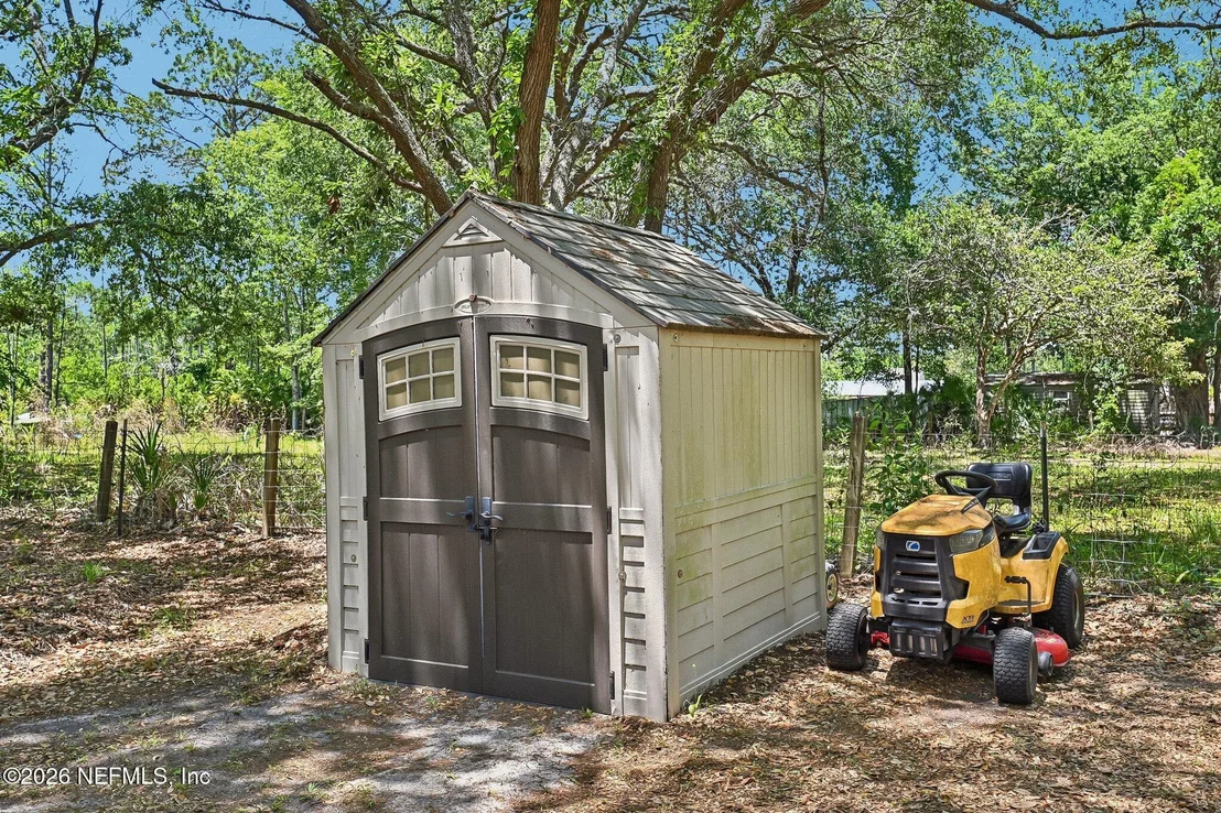 Photo of 7945 COUNTY ROAD 13 N