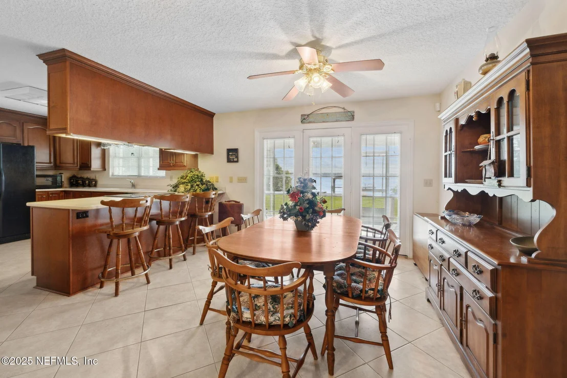 Photo of 212 LAKE Drive
