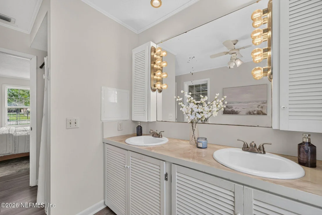 Photo of 18 OCEAN Avenue