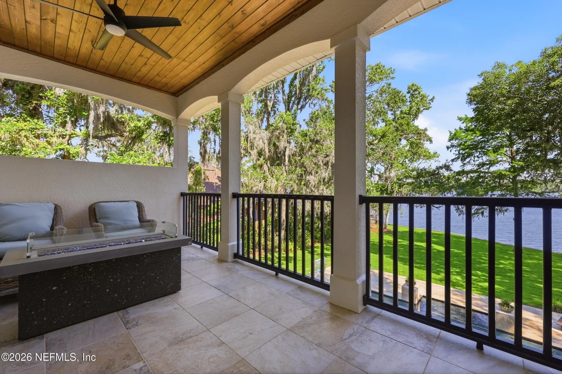Photo of 2049 BISHOP ESTATES Road
