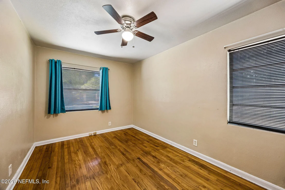 Photo of 5511 BURDETTE Road