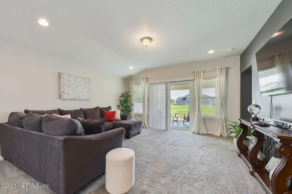 Photo of 7013 EMSLEY Circle