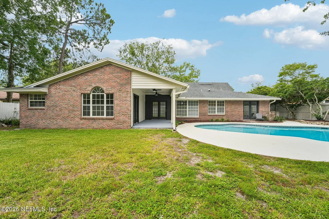Photo of 1607 SHEFFIELD Place