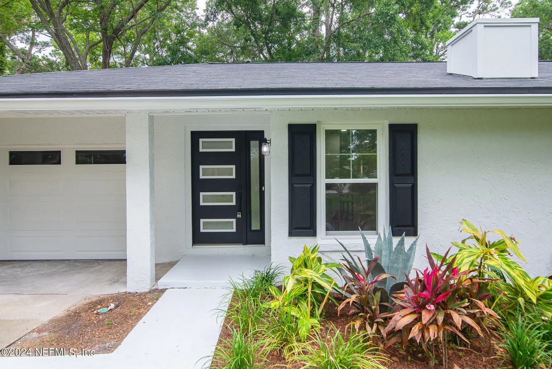 Photo of 89 VERANDA Lane