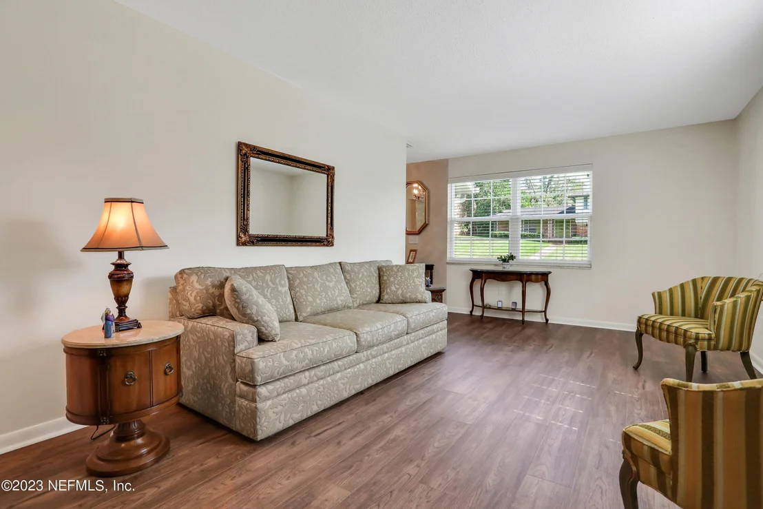 Photo of 1036 GLEN ECHO Road