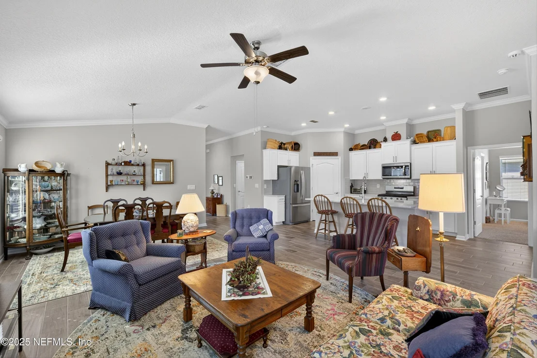 Photo of 70 SPOONBILL Circle