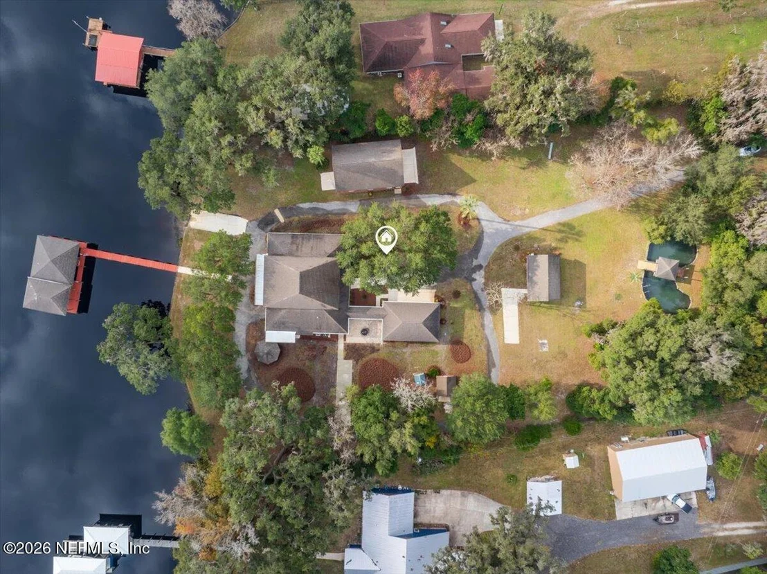 Photo of 533 W RIVER Road