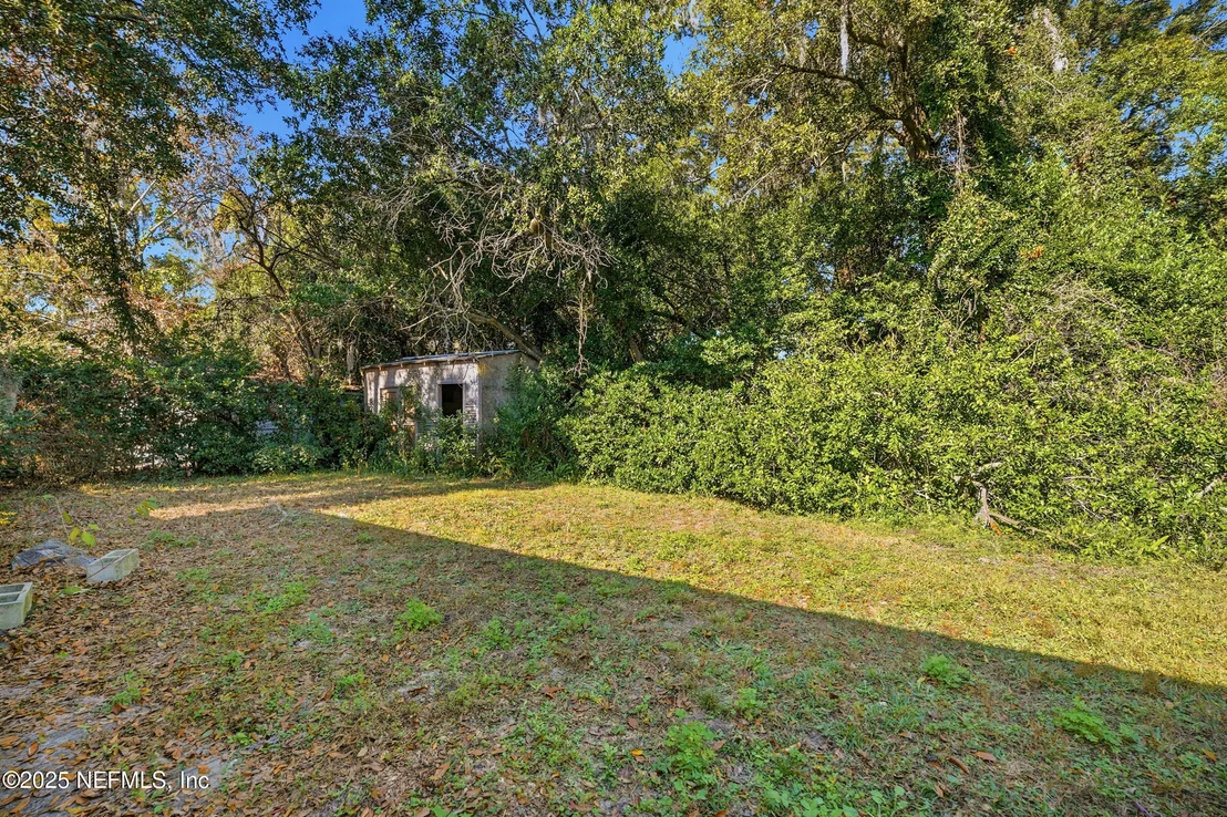 Photo of 2324 BUTTONWOOD Drive