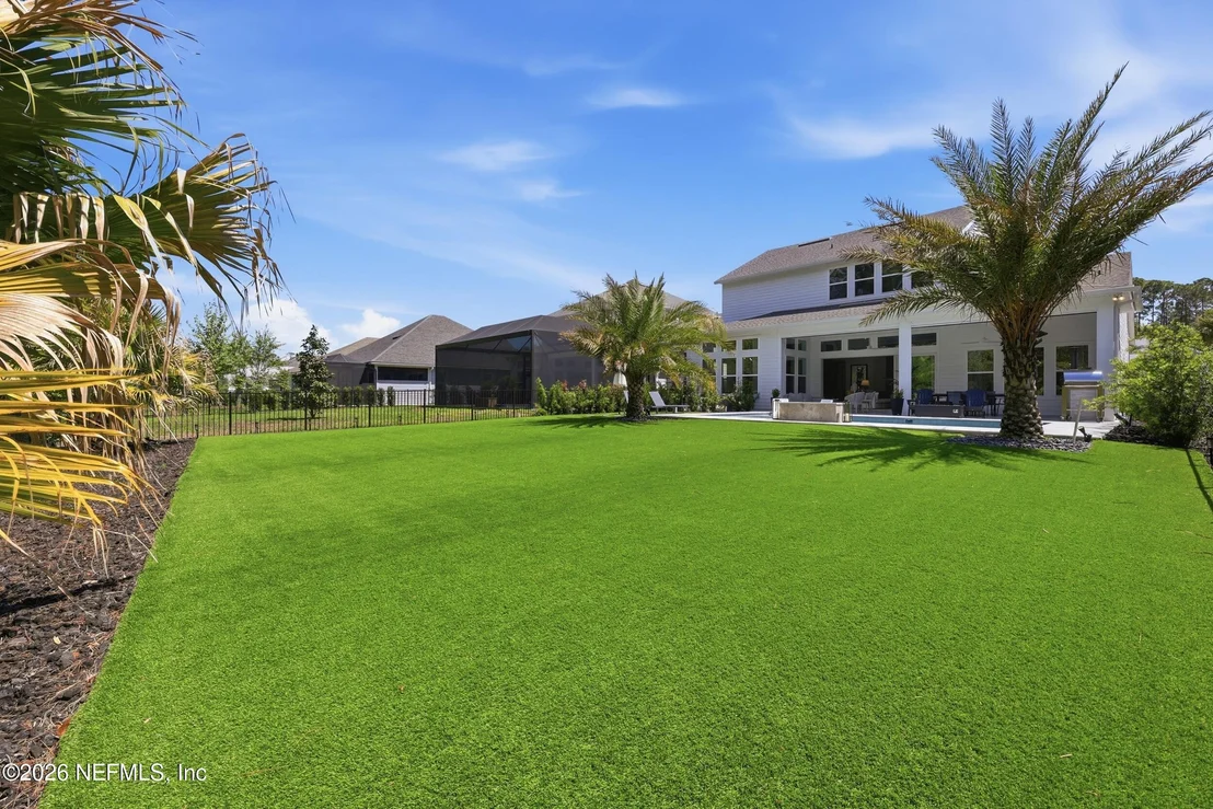 Photo of 351 PALM CREST Drive