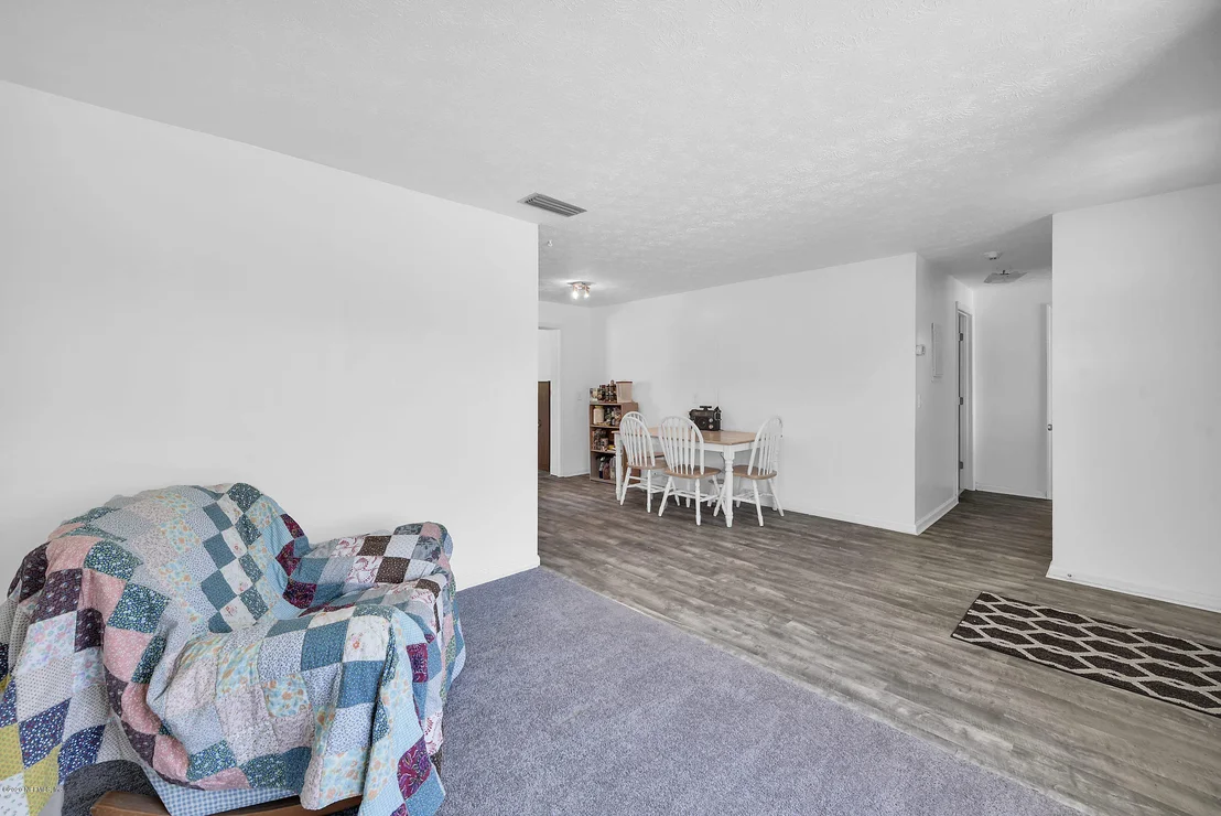 Photo of 421 CAPRICORN Lane