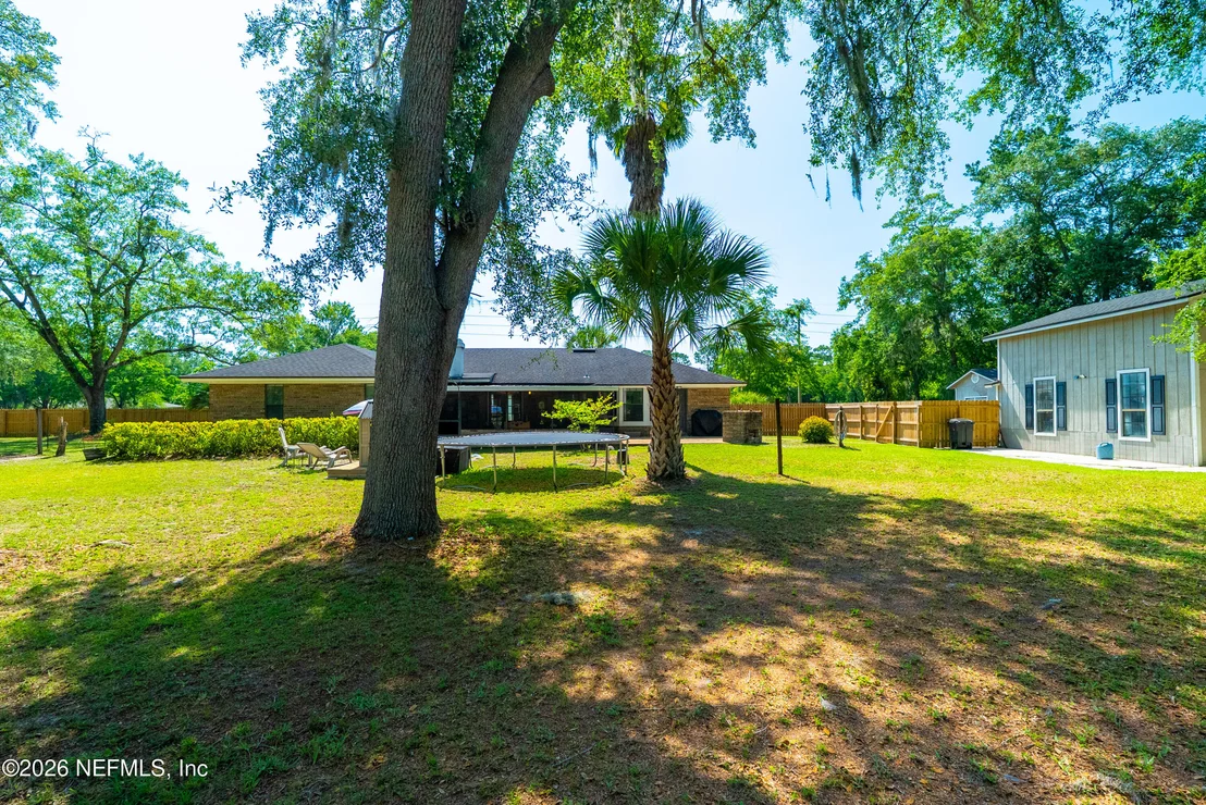 Photo of 1701 JONES Road