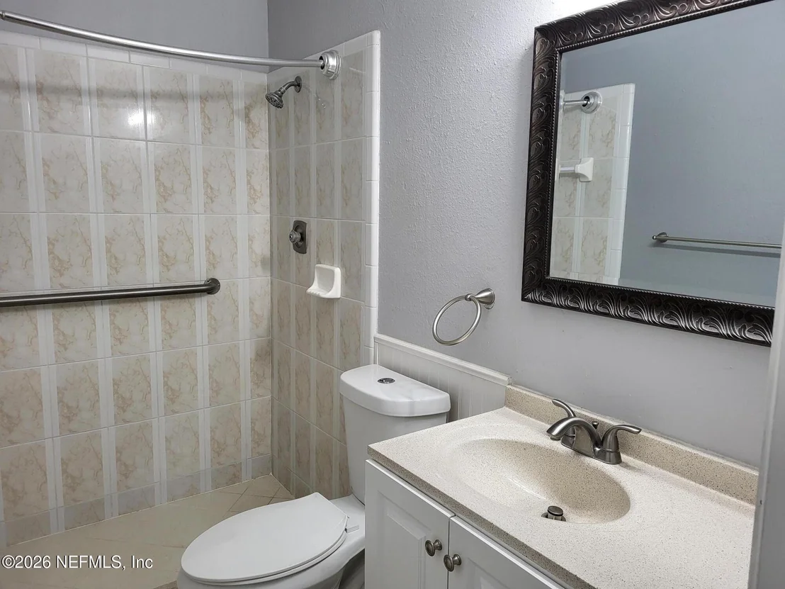 Photo of 382 CASUARINA Circle