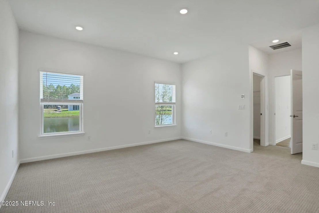 Photo of 161 CEDAR KNOLL Circle