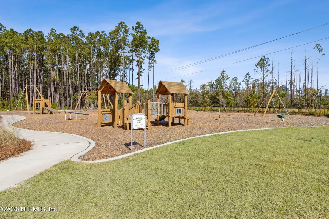 Photo of 141 REDBUD Lane
