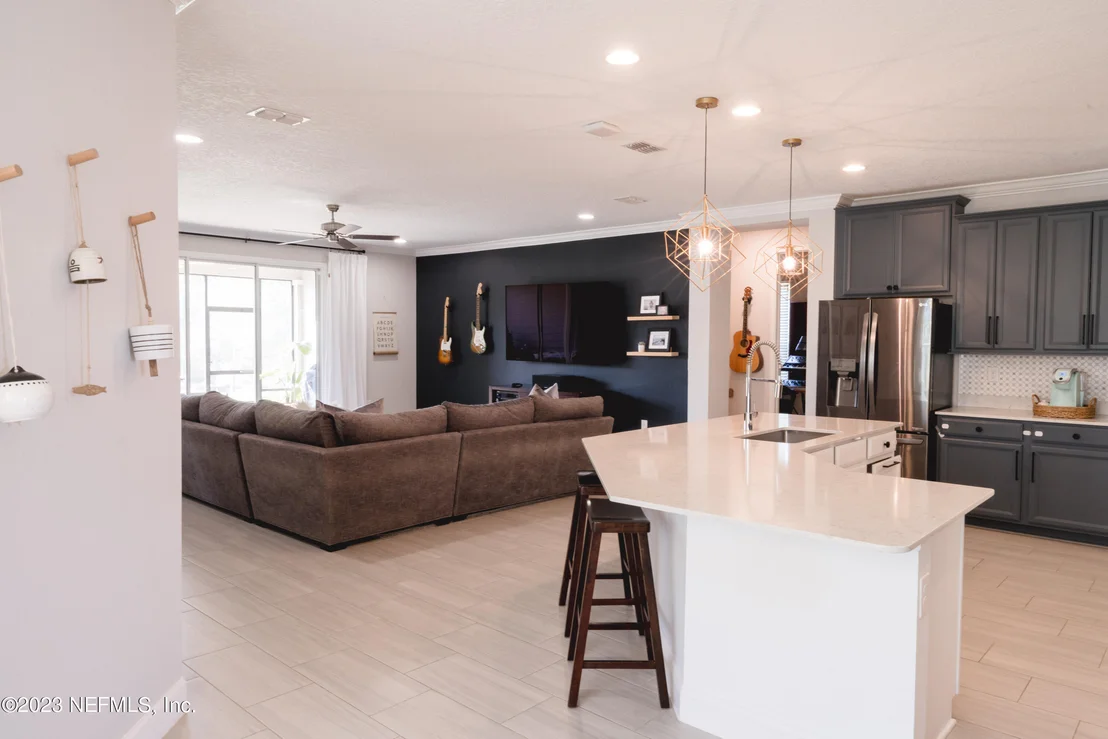 Photo of 111 SEAMOUNT Way