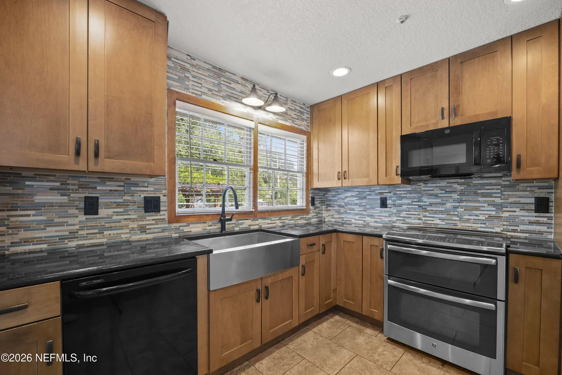 Photo of 1116 PLAINFIELD Avenue
