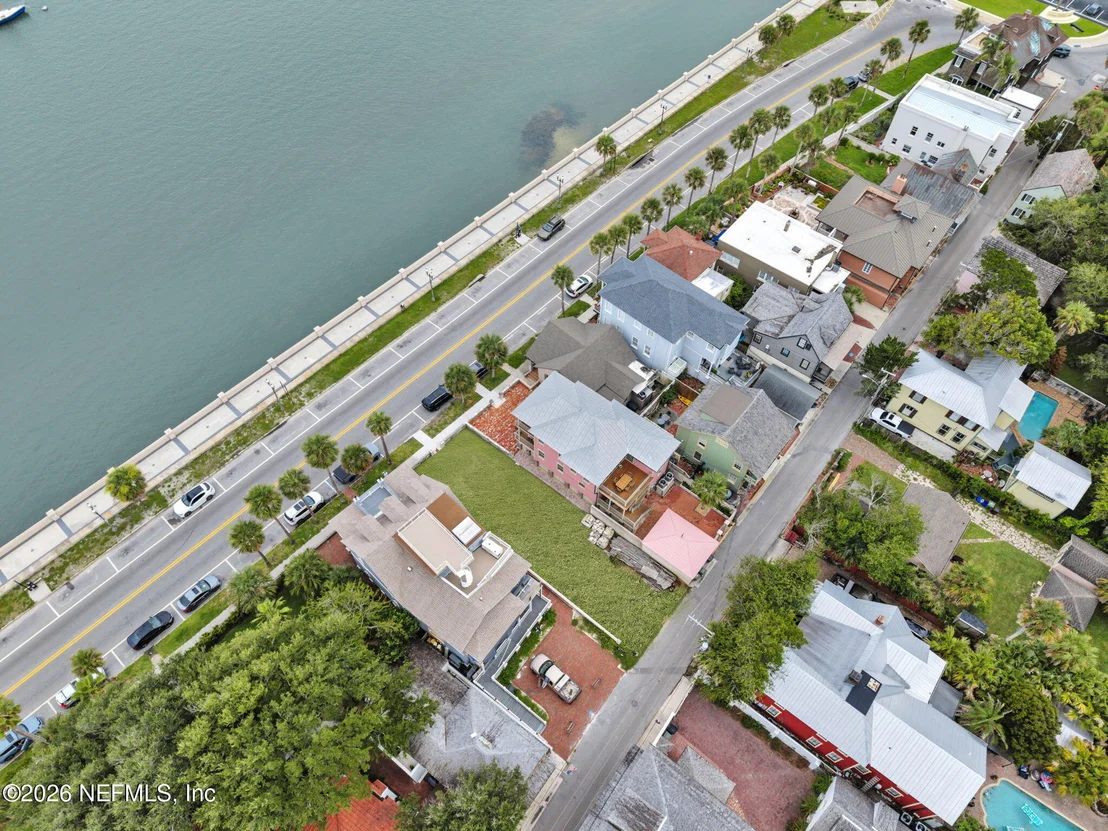 Photo of 156 AVENIDA MENEDEZ