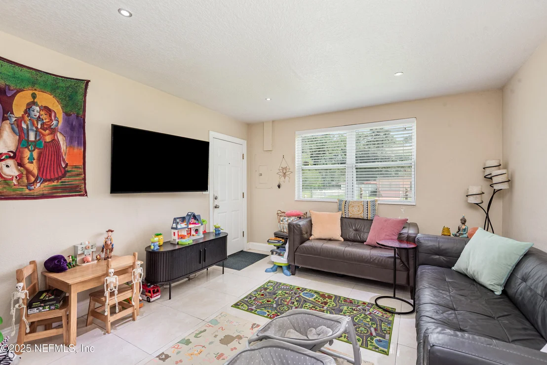 Photo of 4122 SPRINGWOOD Road