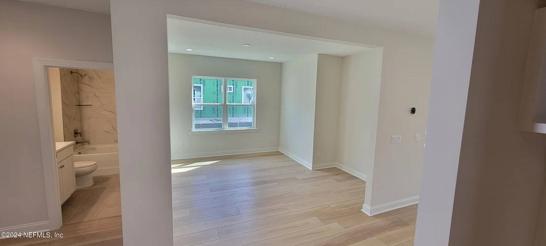 Photo of 497 HILLENDALE Circle