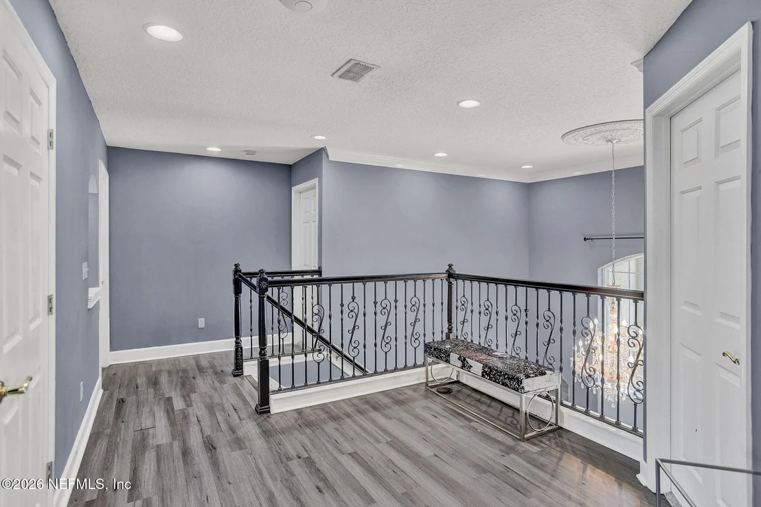 Photo of 10977 HICKORY TRACE Lane