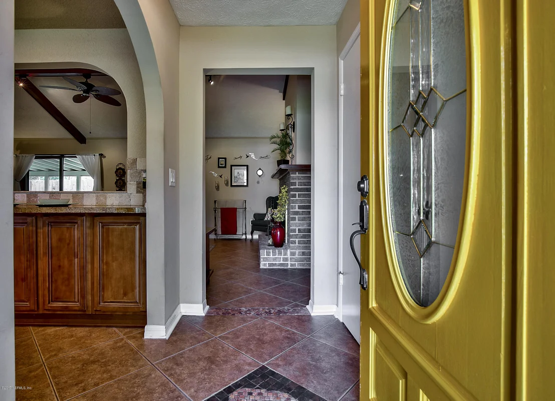 Photo of 10679 HAMPTON Road