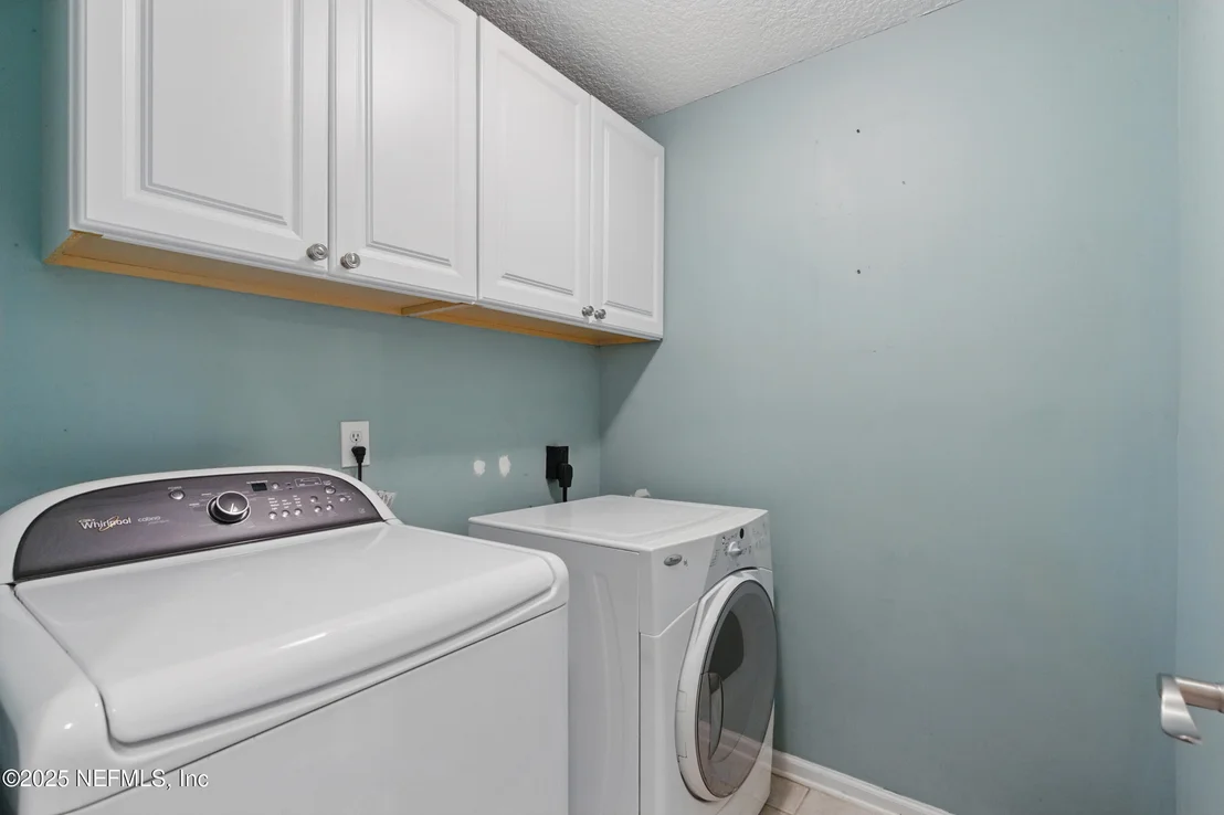 Photo of 187 SILVER GLEN Avenue
