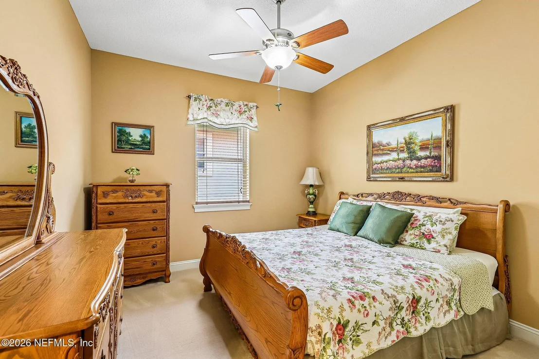 Photo of 4002 LA VISTA Circle