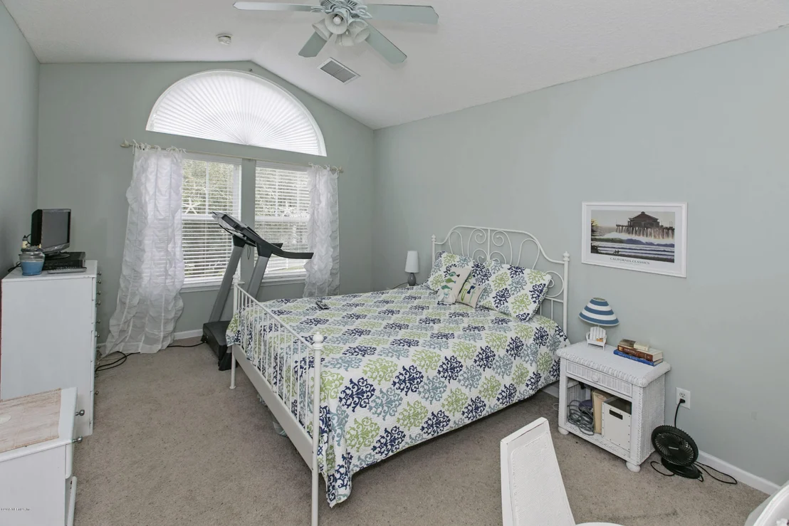Photo of 941 Paradise Circle