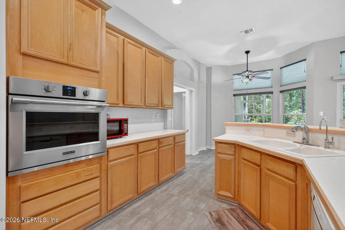Photo of 257 JOHNS GLEN Drive