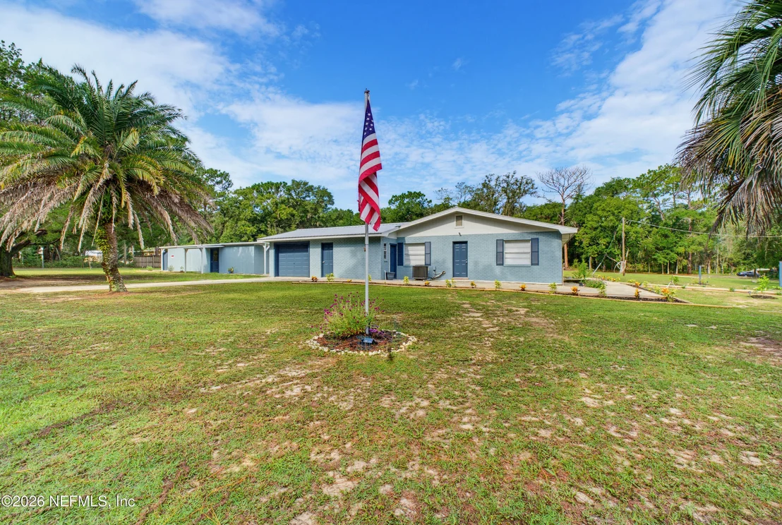 Photo of 125 HART LAKE Drive