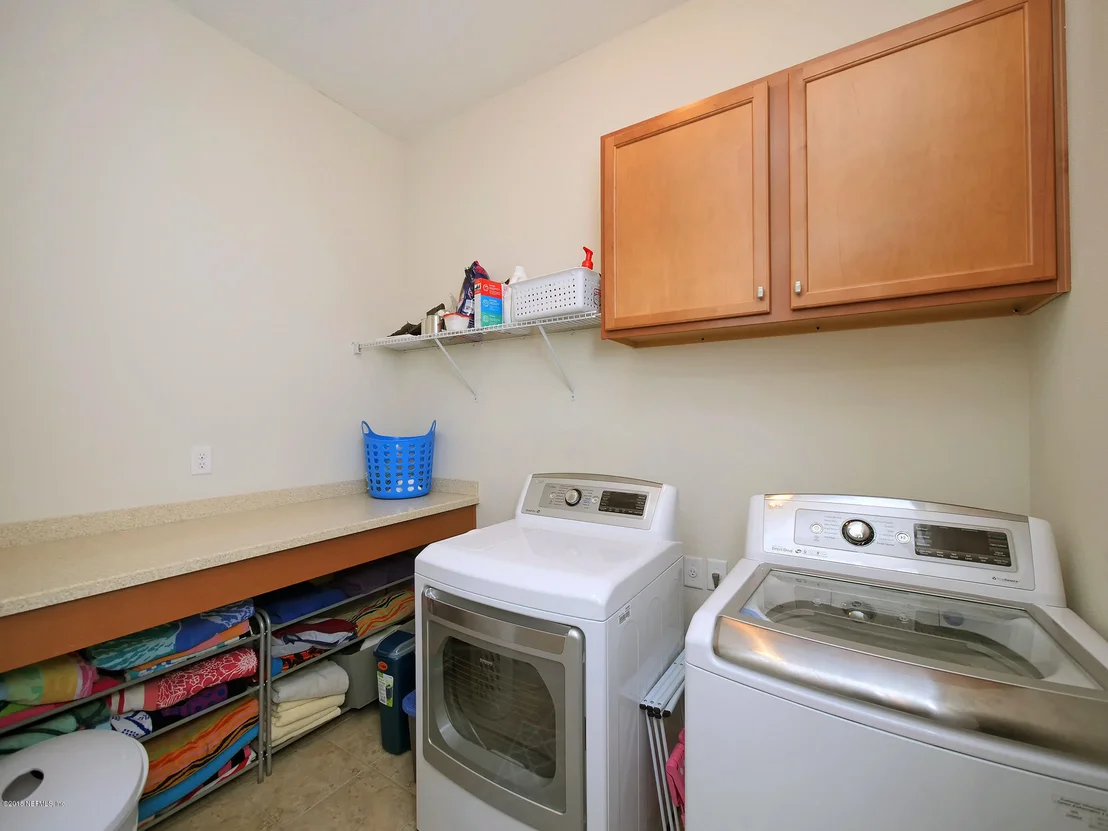 Photo of 453 EAGLE ROCK Drive