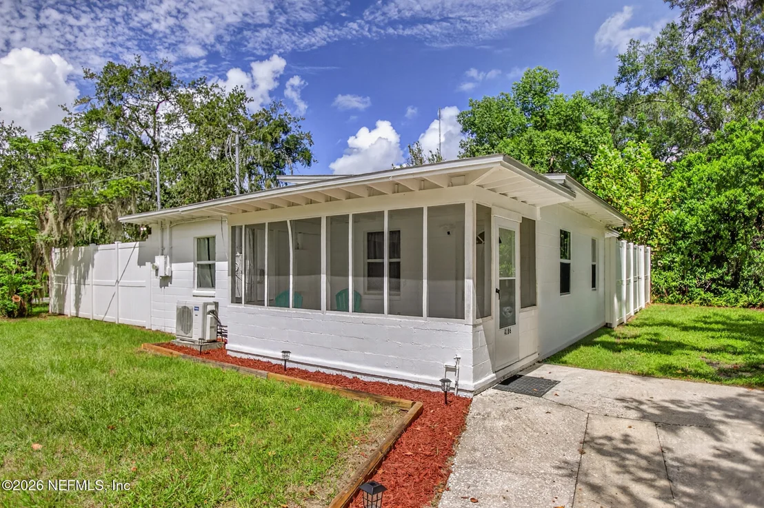 Photo of 4186 RUBY Drive E