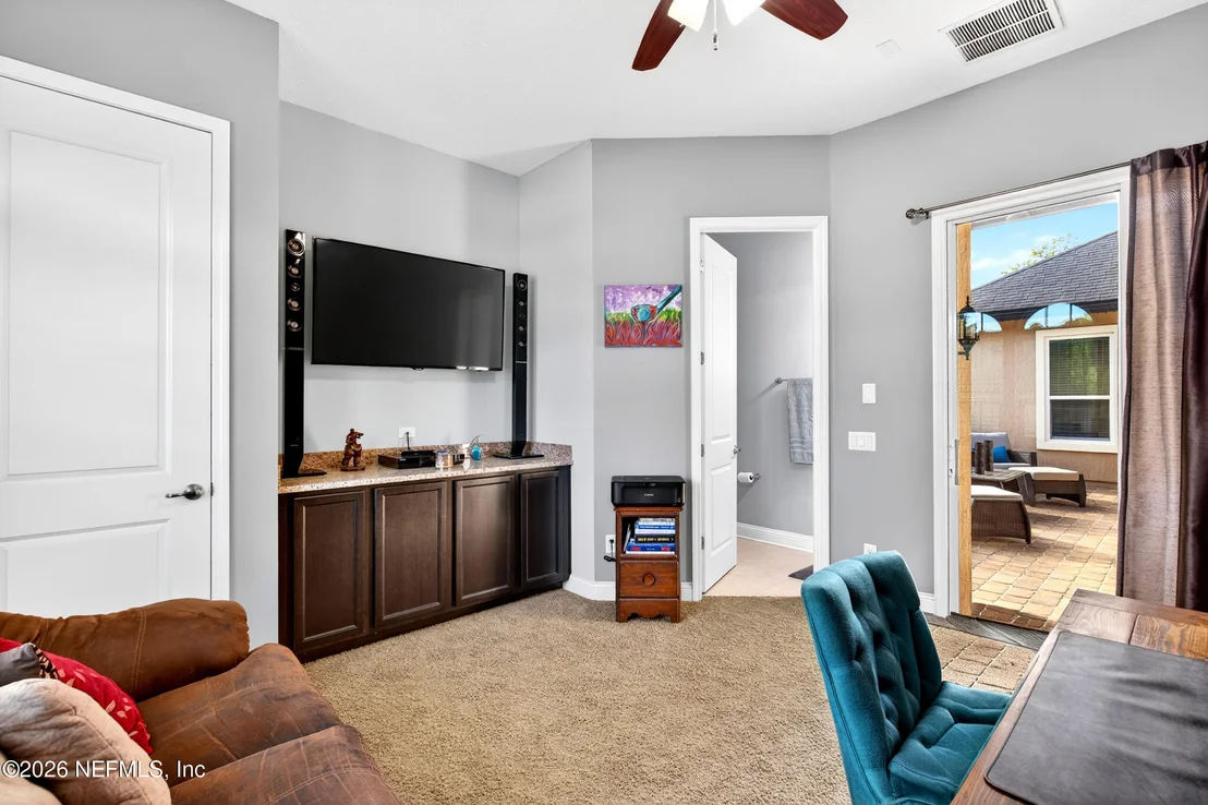 Photo of 189 ELLSWORTH Circle