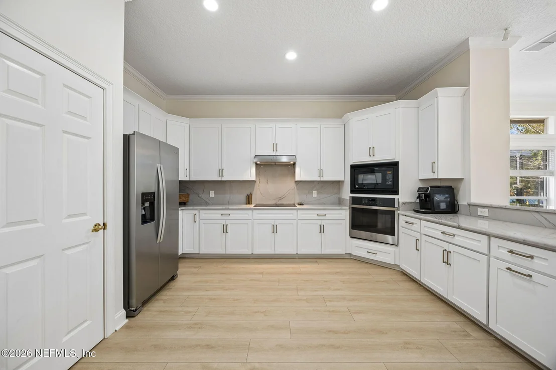 Photo of 144 CLEARLAKE Drive